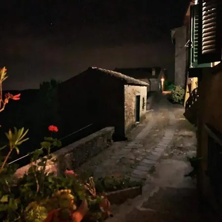 Accogliente Casa In Pietra In Borgo Medievale Apartment Serra Pistoiese